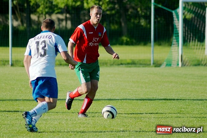 Zdjęcie w galerii na portalu naszraciborz.pl: Ogromny pech KS Rafako. Turza wbiła gola w 96.minucie! wiadomości z regionu
