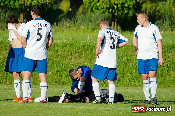 Zdjęcie w galerii na portalu naszraciborz.pl: Ogromny pech KS Rafako. Turza wbiła gola w 96.minucie! wiadomości z regionu
