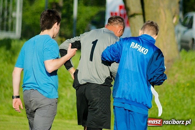 Zdjęcie w galerii na portalu naszraciborz.pl: Ogromny pech KS Rafako. Turza wbiła gola w 96.minucie! wiadomości z regionu