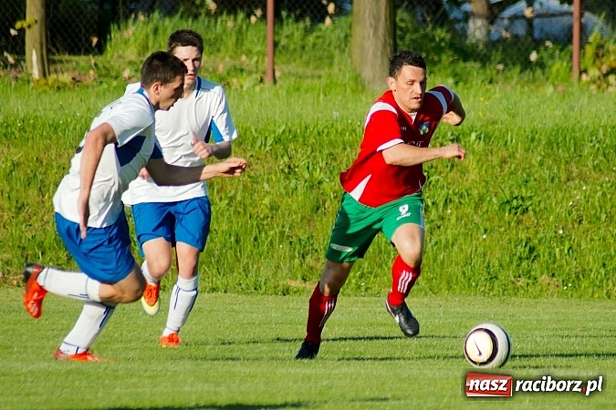 Zdjęcie w galerii na portalu naszraciborz.pl: Ogromny pech KS Rafako. Turza wbiła gola w 96.minucie! wiadomości z regionu