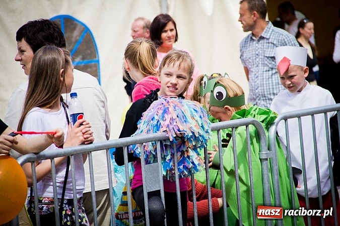 Zdjęcie w galerii na portalu naszraciborz.pl: Dopisała pogoda i publiczność. Pierwszy dzień Eko-targów za nami. W niedzielę Pectus! wiadomości z regionu
