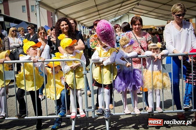 Zdjęcie w galerii na portalu naszraciborz.pl: Dopisała pogoda i publiczność. Pierwszy dzień Eko-targów za nami. W niedzielę Pectus! wiadomości z regionu