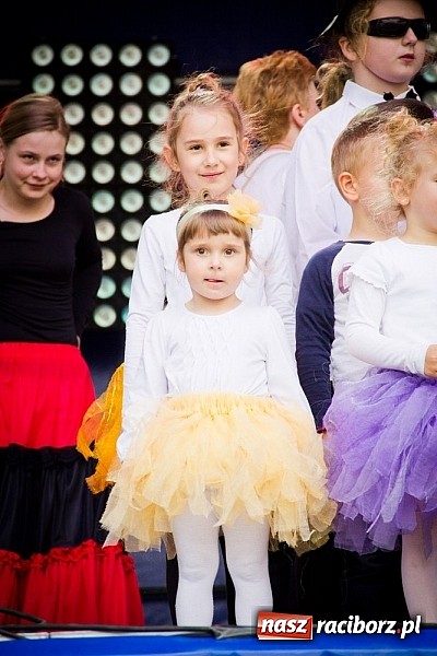 Zdjęcie w galerii na portalu naszraciborz.pl: Dopisała pogoda i publiczność. Pierwszy dzień Eko-targów za nami. W niedzielę Pectus! wiadomości z regionu