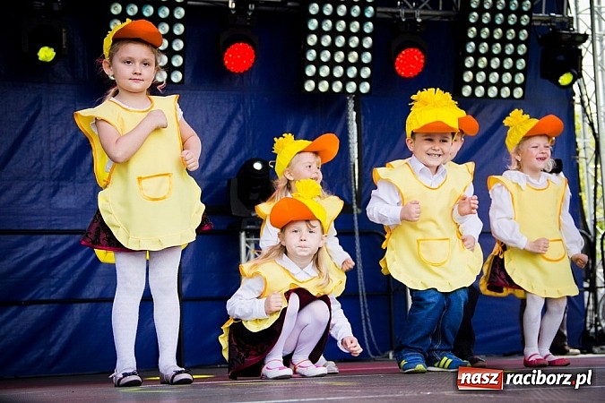 Zdjęcie w galerii na portalu naszraciborz.pl: Dopisała pogoda i publiczność. Pierwszy dzień Eko-targów za nami. W niedzielę Pectus! wiadomości z regionu