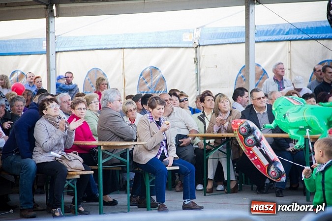 Zdjęcie w galerii na portalu naszraciborz.pl: Dopisała pogoda i publiczność. Pierwszy dzień Eko-targów za nami. W niedzielę Pectus! wiadomości z regionu