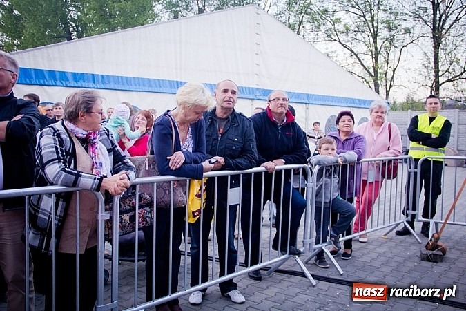 Zdjęcie w galerii na portalu naszraciborz.pl: Dopisała pogoda i publiczność. Pierwszy dzień Eko-targów za nami. W niedzielę Pectus! wiadomości z regionu