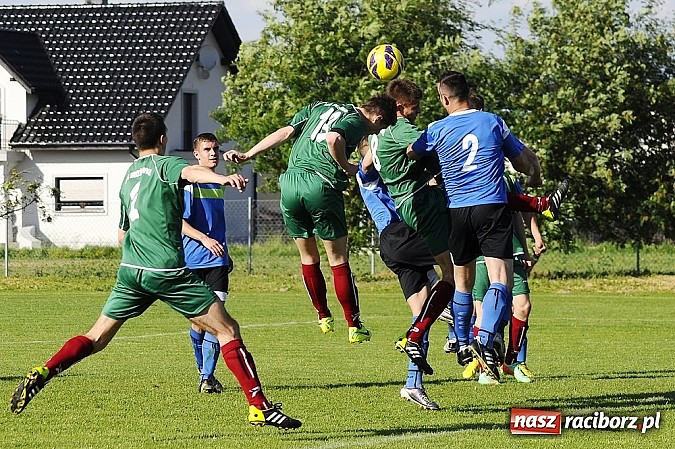 Zdjęcie w galerii na portalu naszraciborz.pl: Dzięwięć bramek i pogrom w Krzyżanowicach wiadomości z regionu