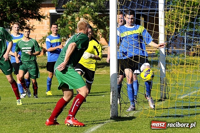 Zdjęcie w galerii na portalu naszraciborz.pl: Dzięwięć bramek i pogrom w Krzyżanowicach wiadomości z regionu