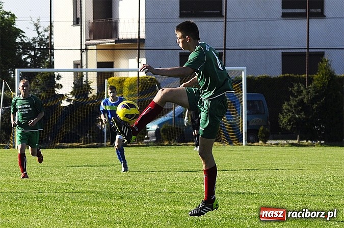 Zdjęcie w galerii na portalu naszraciborz.pl: Dzięwięć bramek i pogrom w Krzyżanowicach wiadomości z regionu
