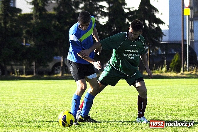 Zdjęcie w galerii na portalu naszraciborz.pl: Dzięwięć bramek i pogrom w Krzyżanowicach wiadomości z regionu