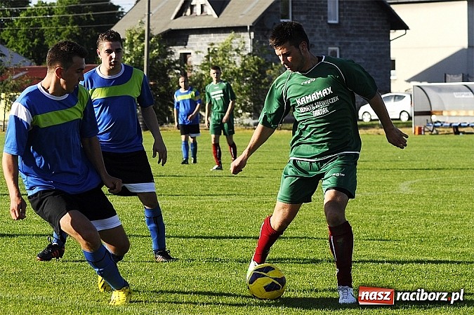 Zdjęcie w galerii na portalu naszraciborz.pl: Dzięwięć bramek i pogrom w Krzyżanowicach wiadomości z regionu