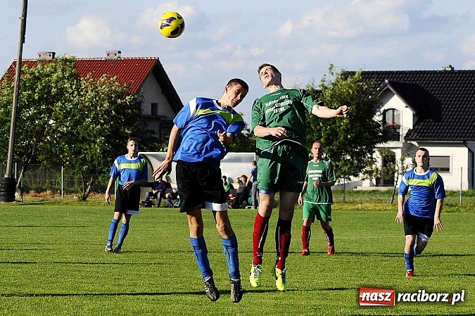 Zdjęcie w galerii na portalu naszraciborz.pl: Dzięwięć bramek i pogrom w Krzyżanowicach wiadomości z regionu