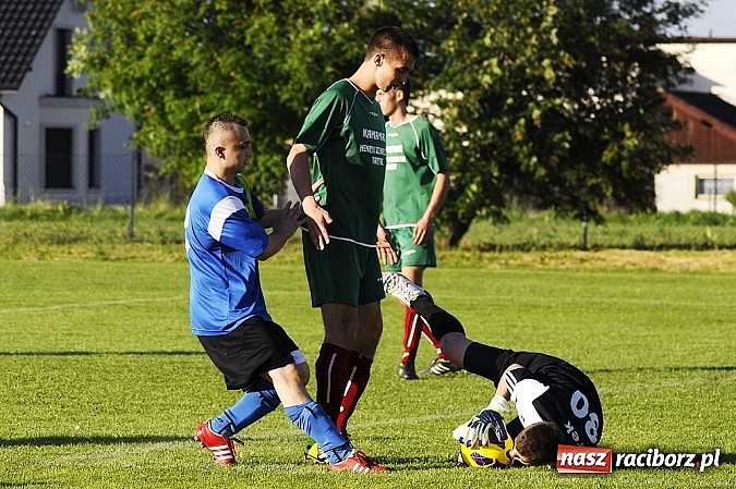 Zdjęcie w galerii na portalu naszraciborz.pl: Dzięwięć bramek i pogrom w Krzyżanowicach wiadomości z regionu