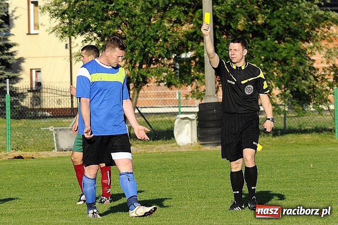 Zdjęcie w galerii na portalu naszraciborz.pl: Dzięwięć bramek i pogrom w Krzyżanowicach wiadomości z regionu