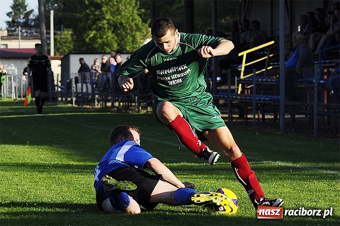 Zdjęcie w galerii na portalu naszraciborz.pl: Dzięwięć bramek i pogrom w Krzyżanowicach wiadomości z regionu