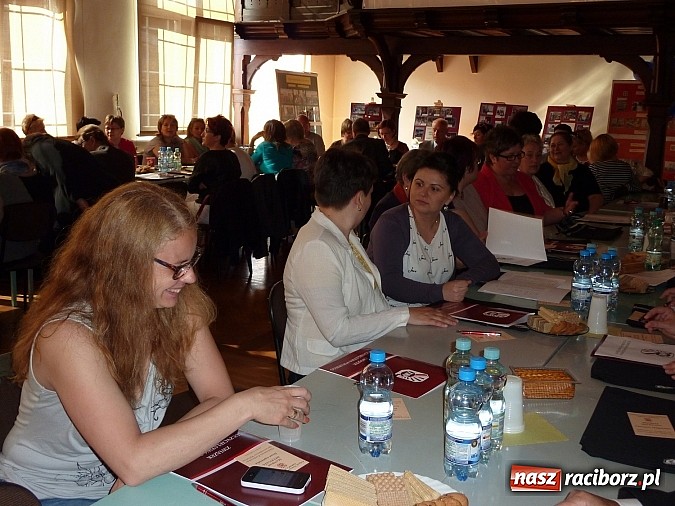 Zdjęcie w galerii na portalu naszraciborz.pl: Wybory w ZNP. Teresa Ćwik ponownie prezesem wiadomości z regionu