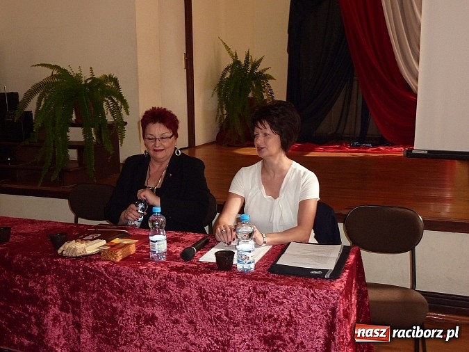 Zdjęcie w galerii na portalu naszraciborz.pl: Wybory w ZNP. Teresa Ćwik ponownie prezesem wiadomości z regionu