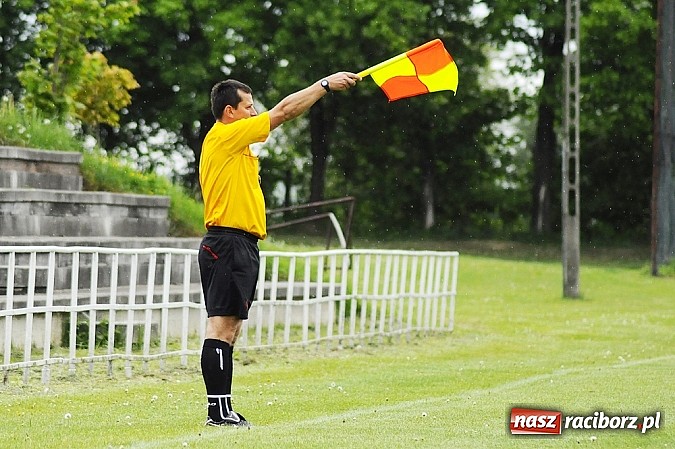 Zdjęcie w galerii na portalu naszraciborz.pl: Pietrowicki Start górą nad Stalą Kuźnia Raciborska wiadomości z regionu
