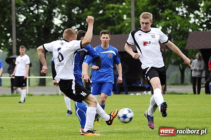 Zdjęcie w galerii na portalu naszraciborz.pl: Pietrowicki Start górą nad Stalą Kuźnia Raciborska wiadomości z regionu