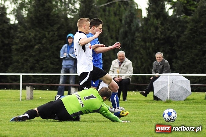 Zdjęcie w galerii na portalu naszraciborz.pl: Pietrowicki Start górą nad Stalą Kuźnia Raciborska wiadomości z regionu