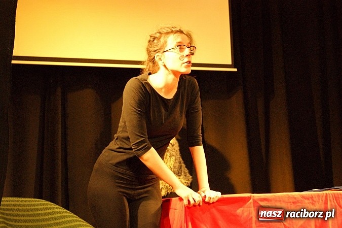 Zdjęcie w galerii na portalu naszraciborz.pl: Koty Eliota na podsumowanie warsztatów wiadomości z regionu