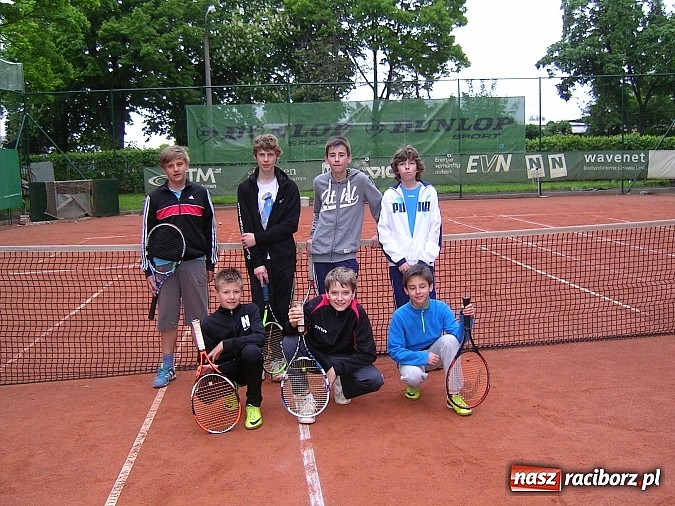 Zdjęcie w galerii na portalu naszraciborz.pl: Wiosenny turniej tenisowy TKKF Rafako wiadomości z regionu