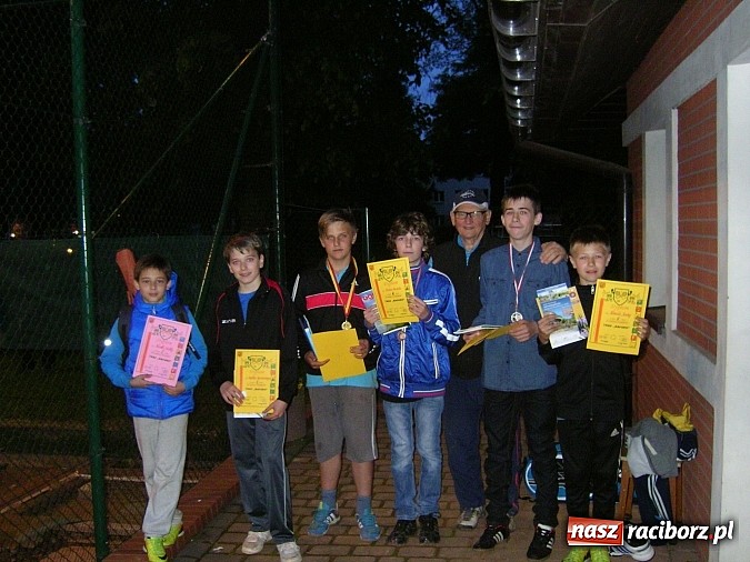 Zdjęcie w galerii na portalu naszraciborz.pl: Wiosenny turniej tenisowy TKKF Rafako wiadomości z regionu