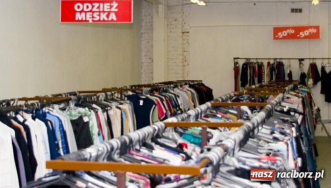 Zdjęcie w galerii na portalu naszraciborz.pl: Rodzeństwo z Raciborza ubiera raciborzan wiadomości z regionu