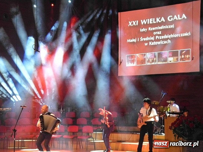 Zdjęcie w galerii na portalu naszraciborz.pl: Raciborski Staltech wyr&oacute;żniony na gali w Katowicach wiadomości z regionu