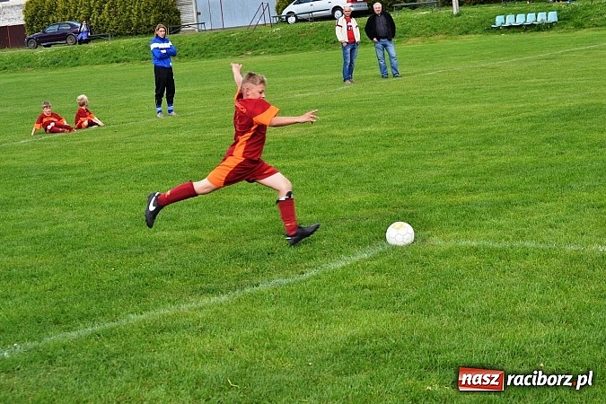 Zdjęcie w galerii na portalu naszraciborz.pl: Piąta wygrana orlików Pawłowa w ich piątym meczu wiadomości z regionu