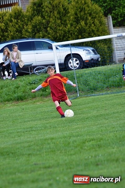 Zdjęcie w galerii na portalu naszraciborz.pl: Piąta wygrana orlików Pawłowa w ich piątym meczu wiadomości z regionu