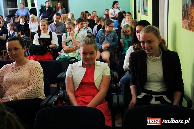 Zdjęcie w galerii na portalu naszraciborz.pl: 13. Wojewódzki Konkurs Piosenki Niemieckiej w MDK wiadomości z regionu