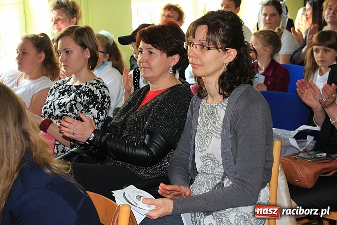 Zdjęcie w galerii na portalu naszraciborz.pl: 13. Wojewódzki Konkurs Piosenki Niemieckiej w MDK wiadomości z regionu