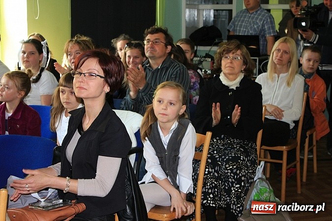 Zdjęcie w galerii na portalu naszraciborz.pl: 13. Wojewódzki Konkurs Piosenki Niemieckiej w MDK wiadomości z regionu