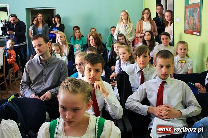 Zdjęcie w galerii na portalu naszraciborz.pl: 13. Wojewódzki Konkurs Piosenki Niemieckiej w MDK wiadomości z regionu