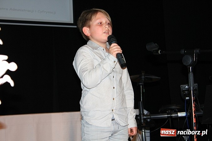 Zdjęcie w galerii na portalu naszraciborz.pl: 13. Wojewódzki Konkurs Piosenki Niemieckiej w MDK wiadomości z regionu