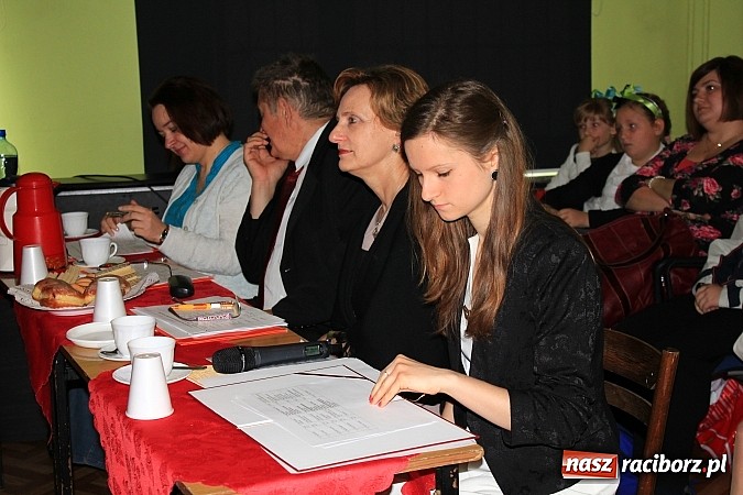 Zdjęcie w galerii na portalu naszraciborz.pl: 13. Wojewódzki Konkurs Piosenki Niemieckiej w MDK wiadomości z regionu