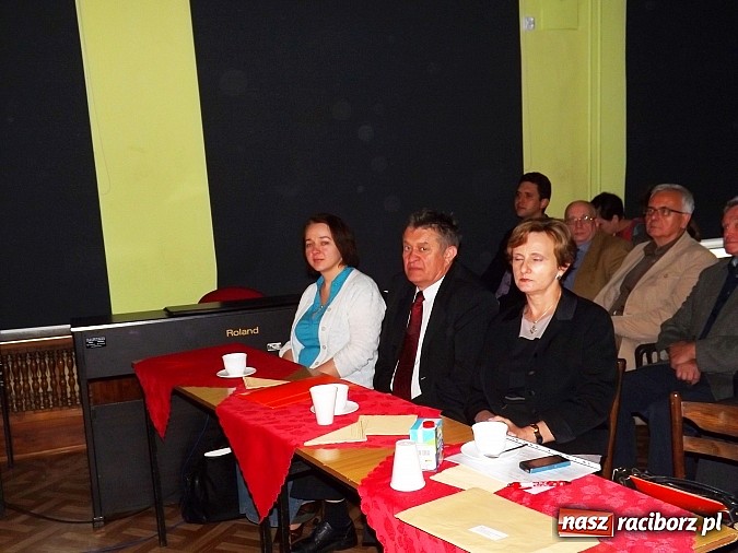 Zdjęcie w galerii na portalu naszraciborz.pl: 13. Wojewódzki Konkurs Piosenki Niemieckiej w MDK wiadomości z regionu