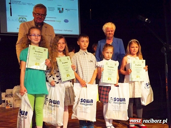 Zdjęcie w galerii na portalu naszraciborz.pl: 13. Wojewódzki Konkurs Piosenki Niemieckiej w MDK wiadomości z regionu