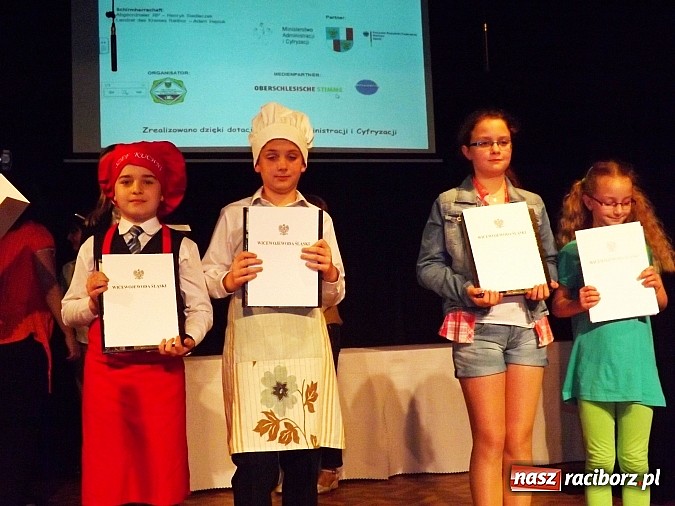 Zdjęcie w galerii na portalu naszraciborz.pl: 13. Wojewódzki Konkurs Piosenki Niemieckiej w MDK wiadomości z regionu