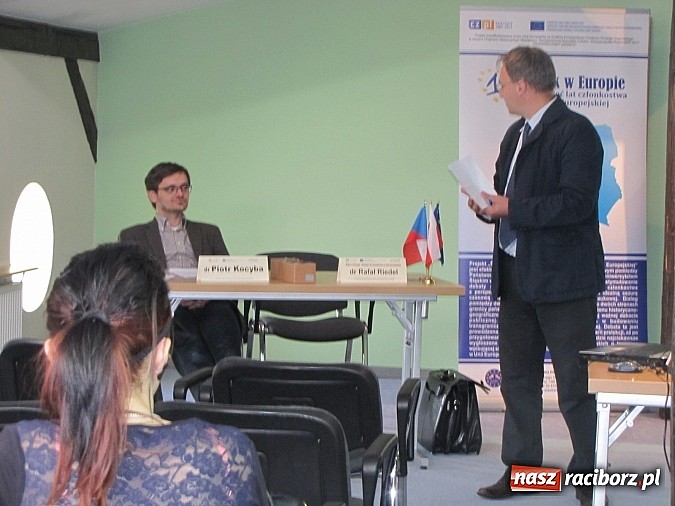 Zdjęcie w galerii na portalu naszraciborz.pl: Dr Piotr Kocyba z wykładem w hotelu Polonia wiadomości z regionu