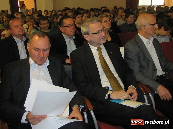 Zdjęcie w galerii na portalu naszraciborz.pl: Studia czy kształcenie zawodowe? Spotkanie z gimnazjalistami na Zamku wiadomości z regionu