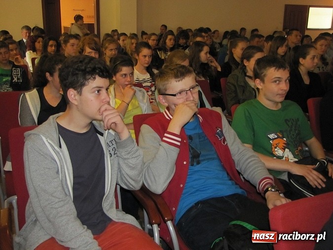 Zdjęcie w galerii na portalu naszraciborz.pl: Studia czy kształcenie zawodowe? Spotkanie z gimnazjalistami na Zamku wiadomości z regionu