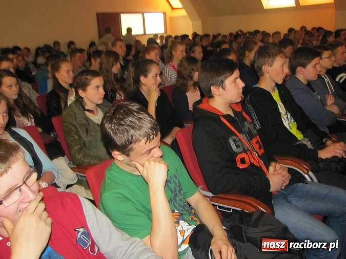 Zdjęcie w galerii na portalu naszraciborz.pl: Studia czy kształcenie zawodowe? Spotkanie z gimnazjalistami na Zamku wiadomości z regionu