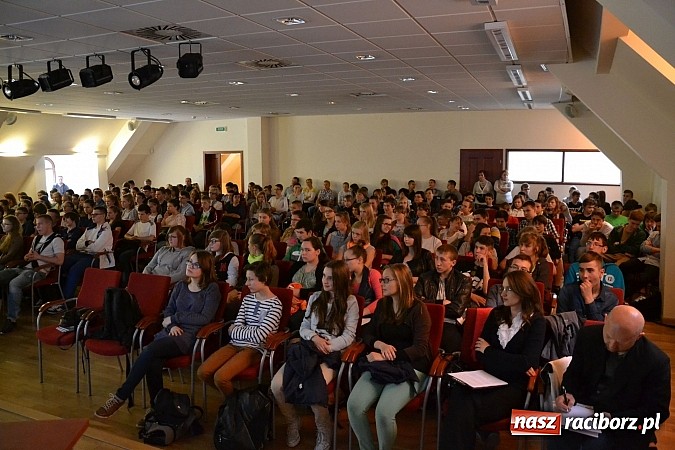 Zdjęcie w galerii na portalu naszraciborz.pl: Studia czy kształcenie zawodowe? Spotkanie z gimnazjalistami na Zamku wiadomości z regionu