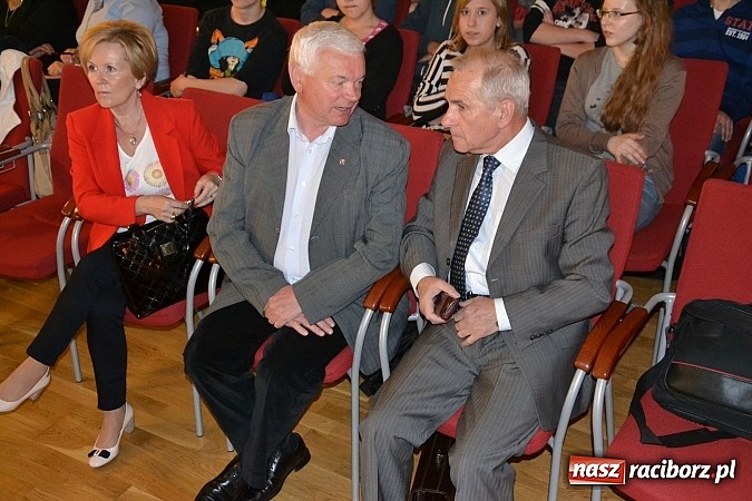 Zdjęcie w galerii na portalu naszraciborz.pl: Studia czy kształcenie zawodowe? Spotkanie z gimnazjalistami na Zamku wiadomości z regionu