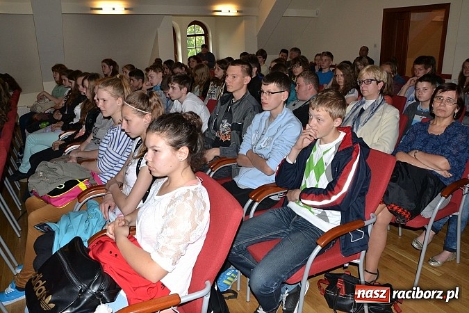 Zdjęcie w galerii na portalu naszraciborz.pl: Studia czy kształcenie zawodowe? Spotkanie z gimnazjalistami na Zamku wiadomości z regionu