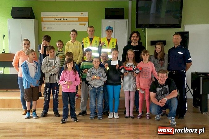 Zdjęcie w galerii na portalu naszraciborz.pl: Konkurs autek sterowanych - zawody w Strefie wiadomości z regionu