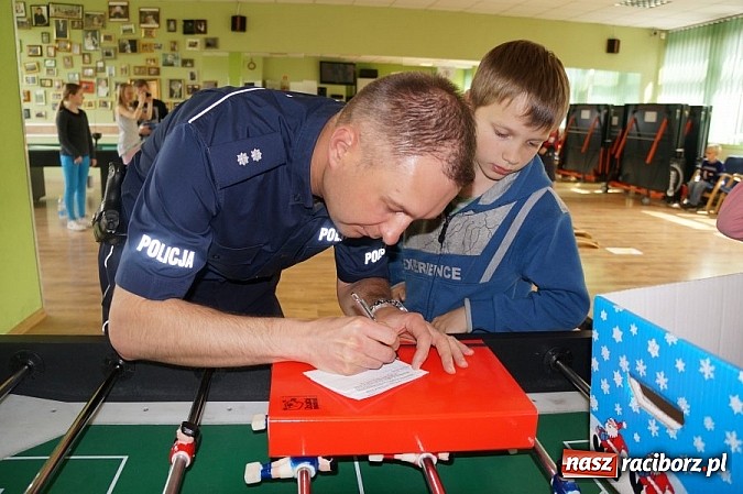 Zdjęcie w galerii na portalu naszraciborz.pl: Konkurs autek sterowanych - zawody w Strefie wiadomości z regionu