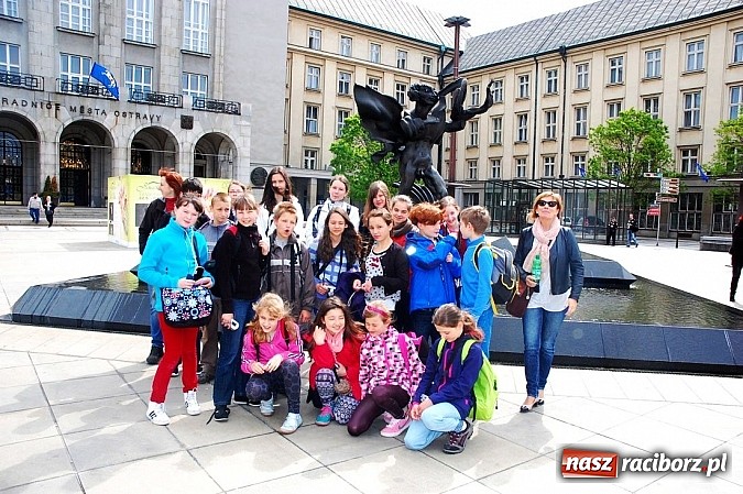 Zdjęcie w galerii na portalu naszraciborz.pl: Uczniowie SP 13 gościli w Ostrawie wiadomości z regionu